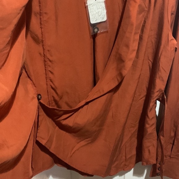 Free people Nwt burnt orange v neck blouse - Picture 8 of 9